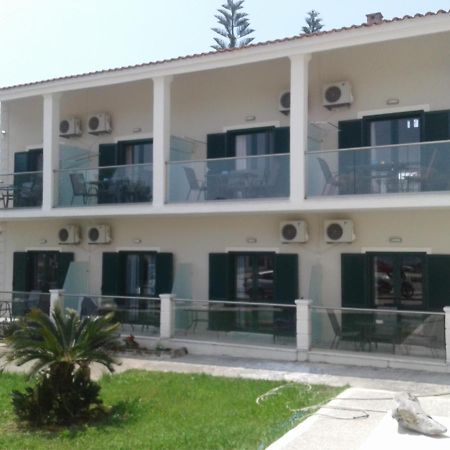 Umbrella Beach Apartments Kavos Exterior photo