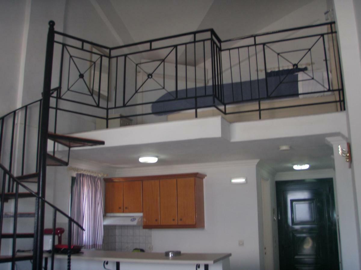 Umbrella Beach Apartments Kavos Exterior photo
